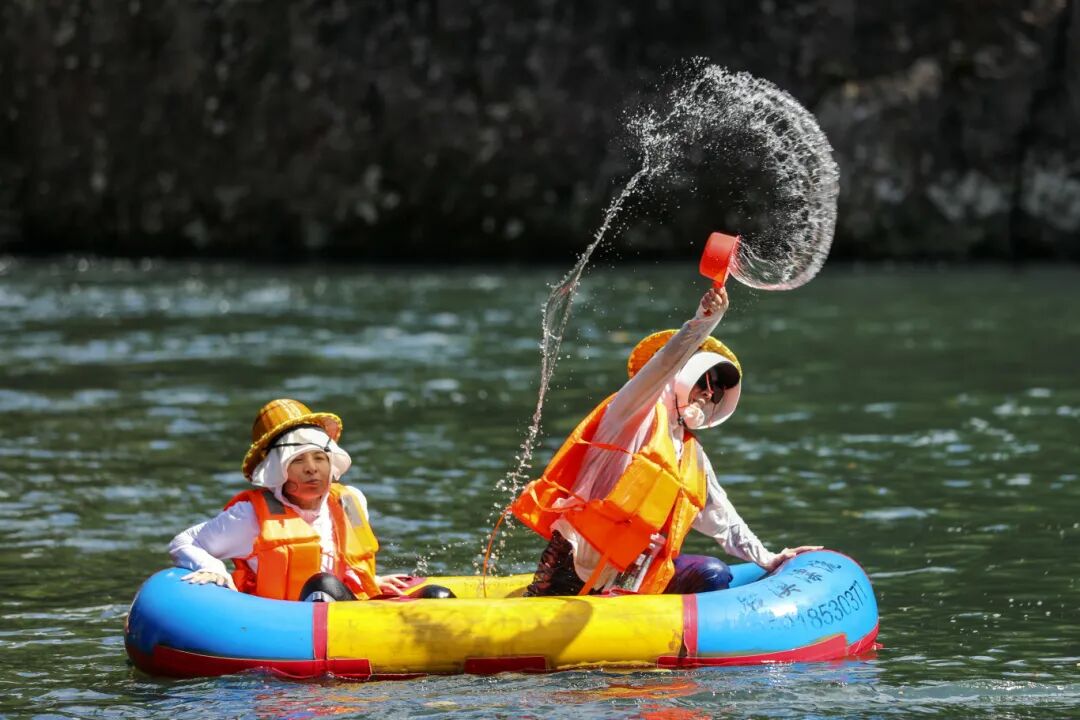 开漂！来一都后溪漂流，解锁五一假期清凉狂欢